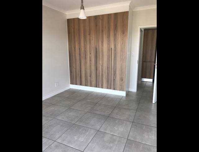 1 bed property to rent in WILLOW PARK MANOR